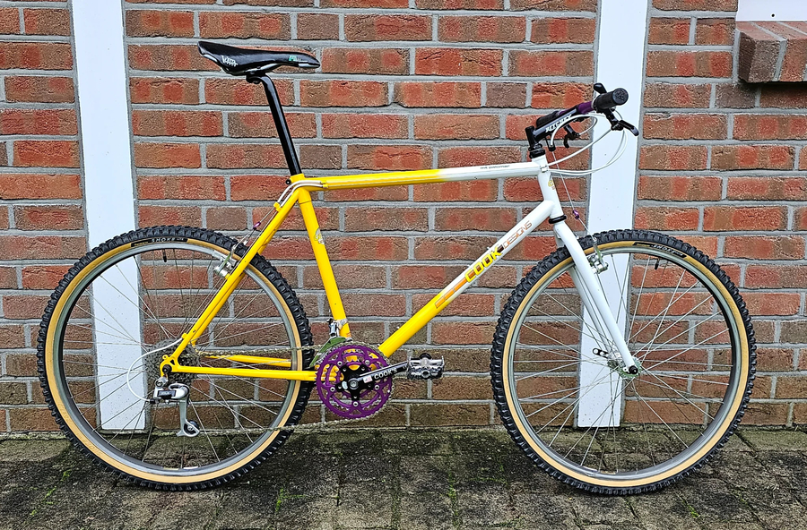 1987.jpg